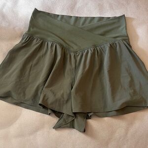Offline Aerie Athletic Shorts Green Pull On Size Large  with Liner